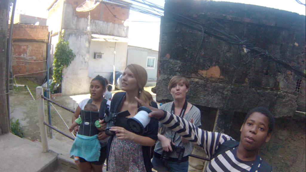 Mit Jefferson (rechts im Bild) hat uns Maria durch die Favela geführt.